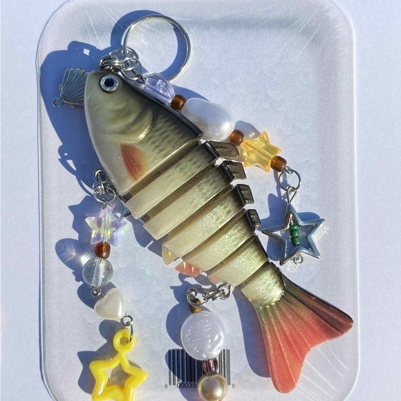 Colorful Fish Keychain Set - Picture 12 of 15